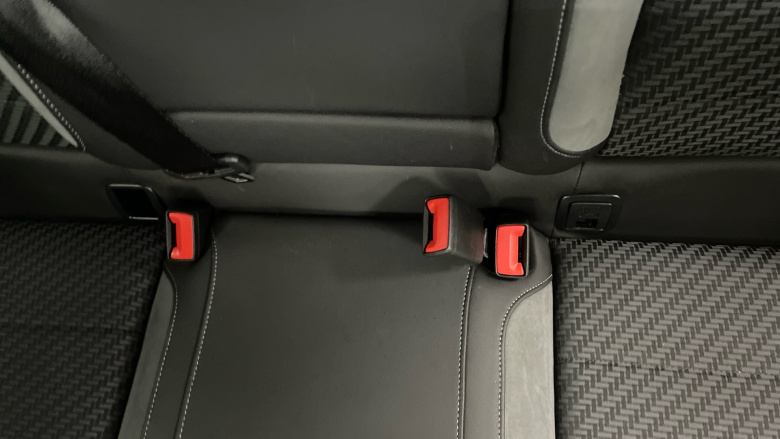 Volkswagen T-Roc 1.6 TDI R-Line 5dr Diesel Hatchback